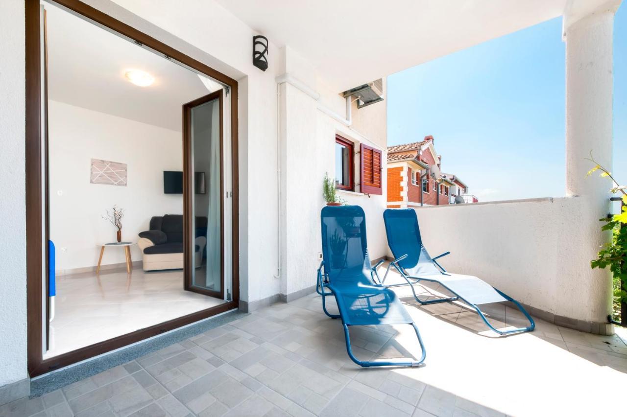 Apartments Vinko Rovinj Exterior photo