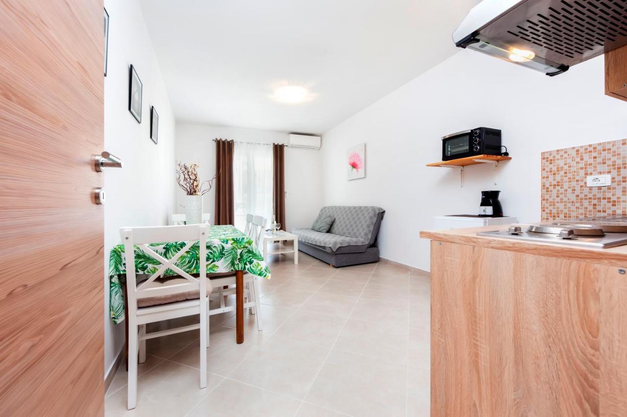 Apartments Vinko Rovinj Exterior photo