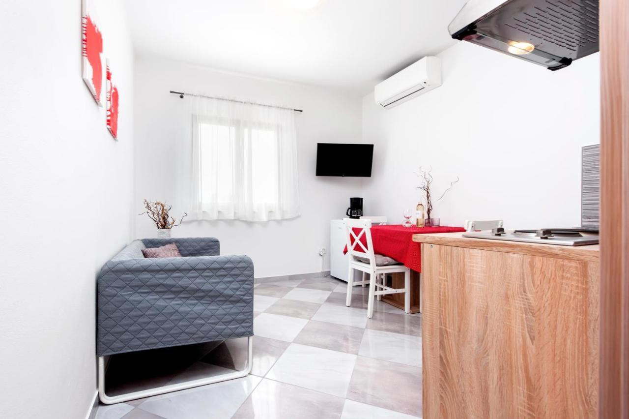 Apartments Vinko Rovinj Exterior photo