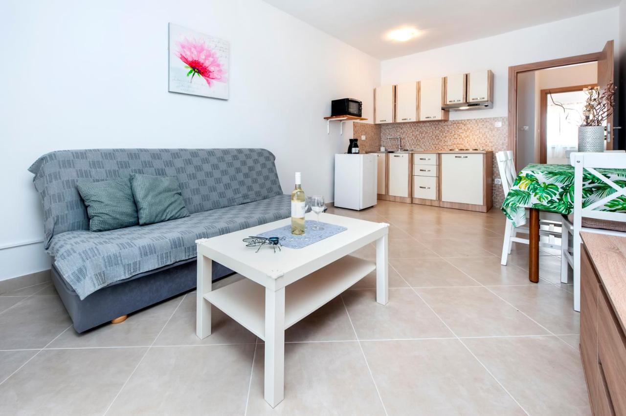 Apartments Vinko Rovinj Exterior photo